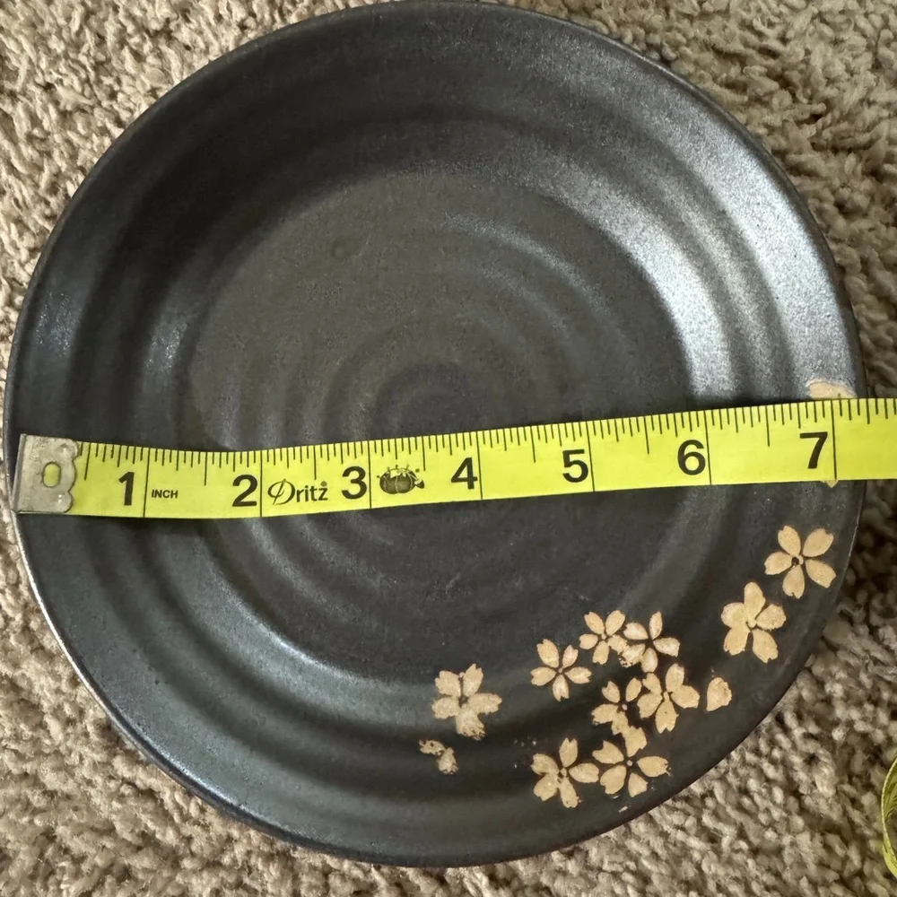 N/A 7” plates